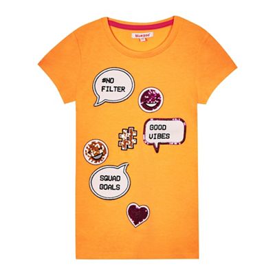 Girls' orange badge t-shirt